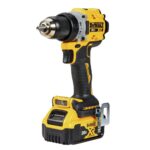DEWALT 20V MAX XR Brushless Cordless 1/2 in. Drill/Driver Kit with Battery & Charger (DCD800P1) - Image 3